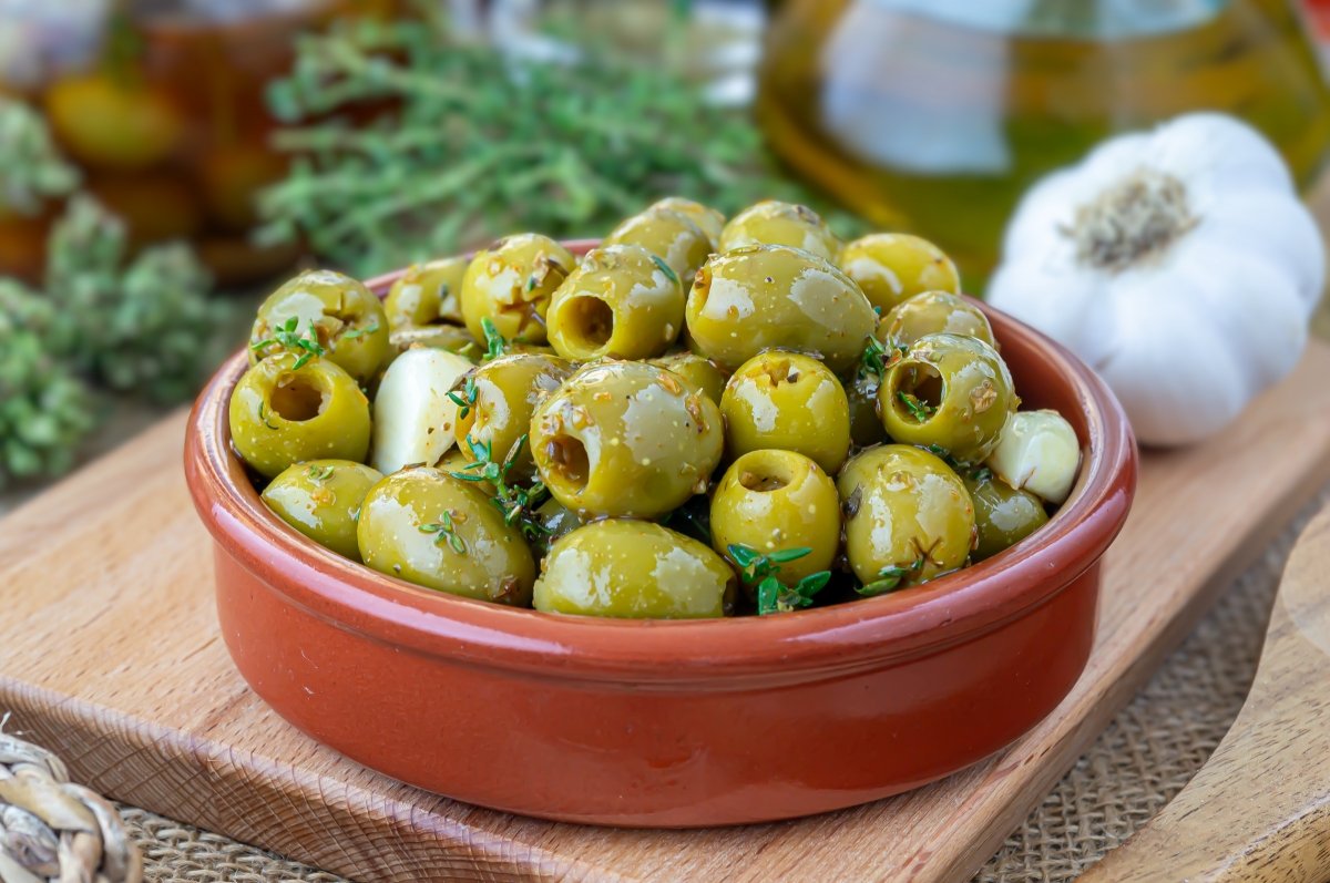 Aceitunas Aliñadas: Un Tesoro de la Gastronomía Mediterránea